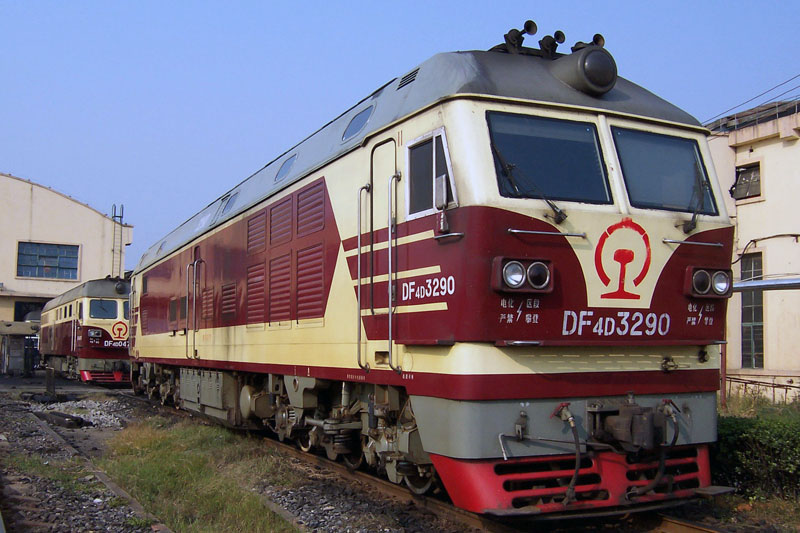 DF4D 3290.jpg